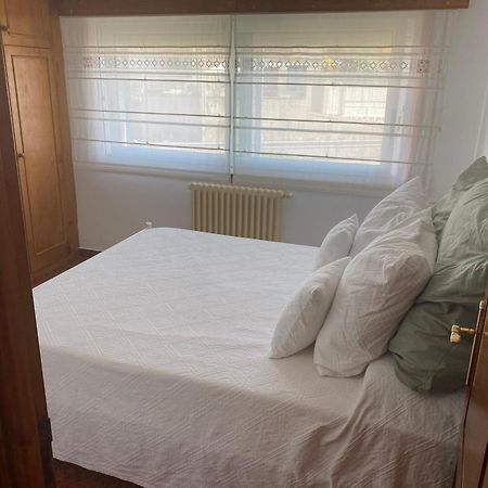 Chalet Adosado Independiente En Vigo - Canido Oya Luaran gambar