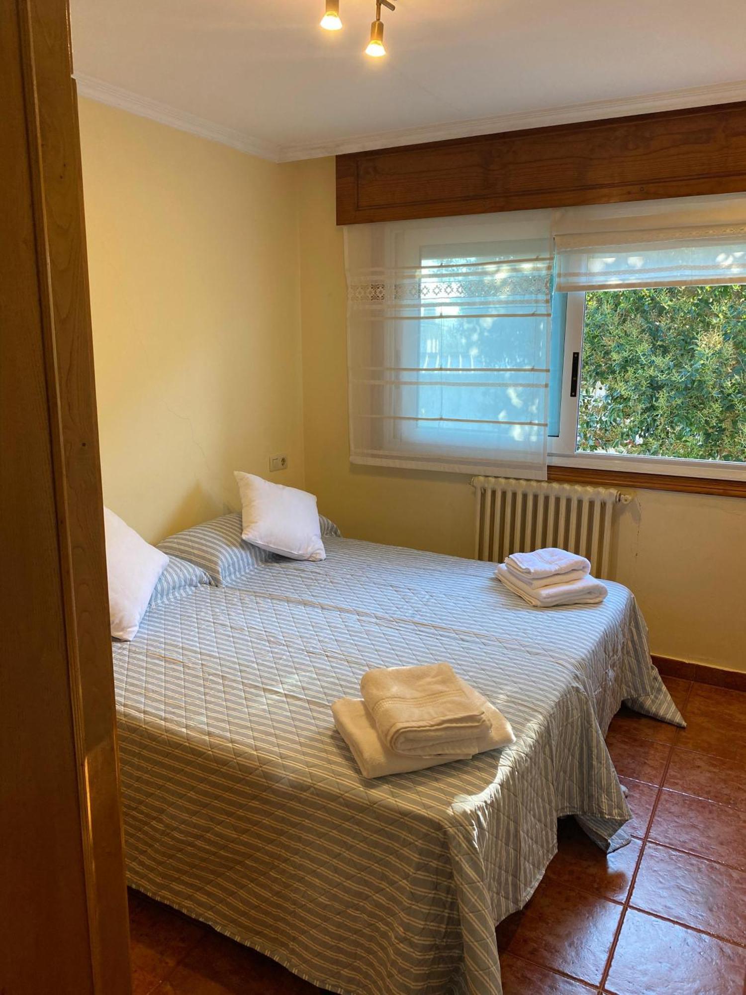 Chalet Adosado Independiente En Vigo - Canido Oya Luaran gambar
