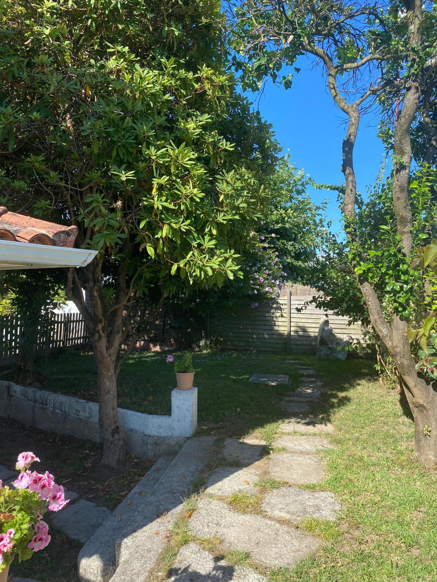 Chalet Adosado Independiente En Vigo - Canido Oya Luaran gambar