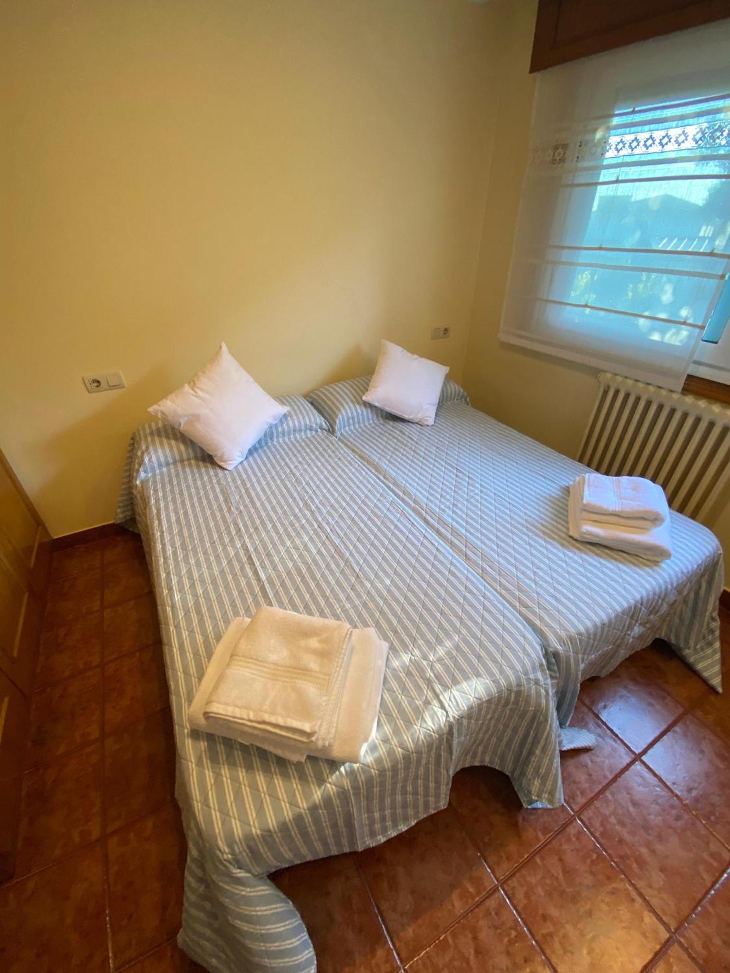 Chalet Adosado Independiente En Vigo - Canido Oya Luaran gambar