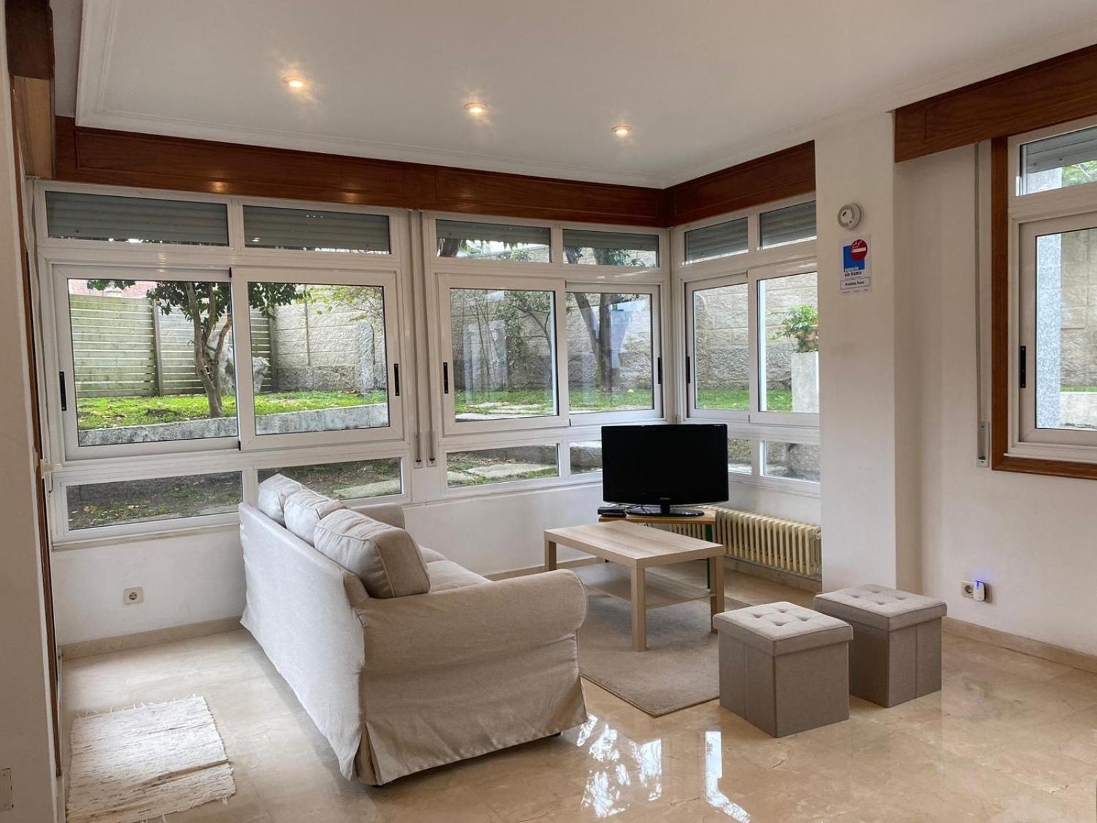 Chalet Adosado Independiente En Vigo - Canido Oya Luaran gambar